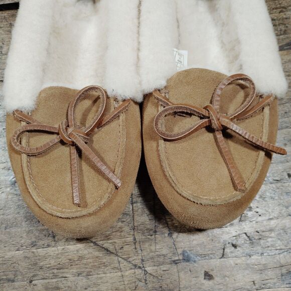 UGG Sz 7 Moccasin Chestnut Slipper Loafer Shoes Faux Fur 1020041 - Picture 3 of 10